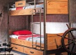 Dětská patrová postel Jack 90x200cm s úložným prostorem - v prostoru